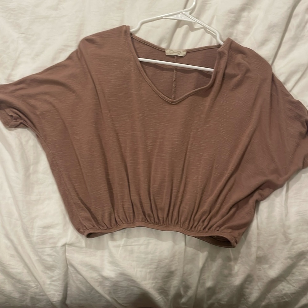 Olivia Rae crop top size medium brown shirt